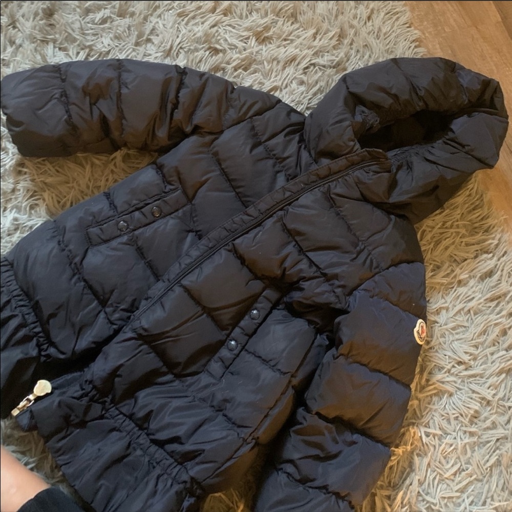 Moncler coat 2t authentic